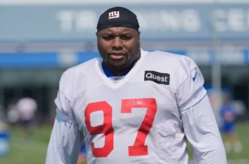 Dexter Lawrence Biography