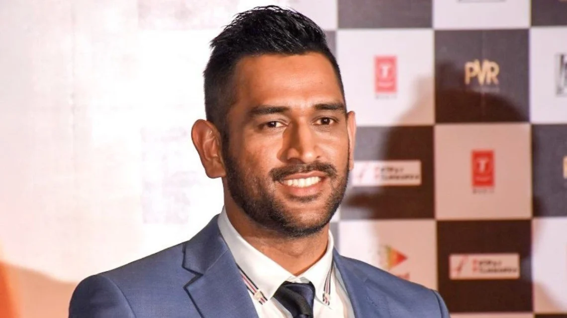 MS Dhoni Biography