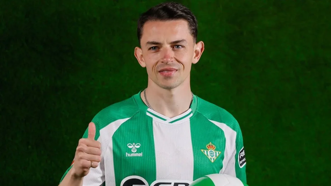 Álvaro Fidalgo Biography