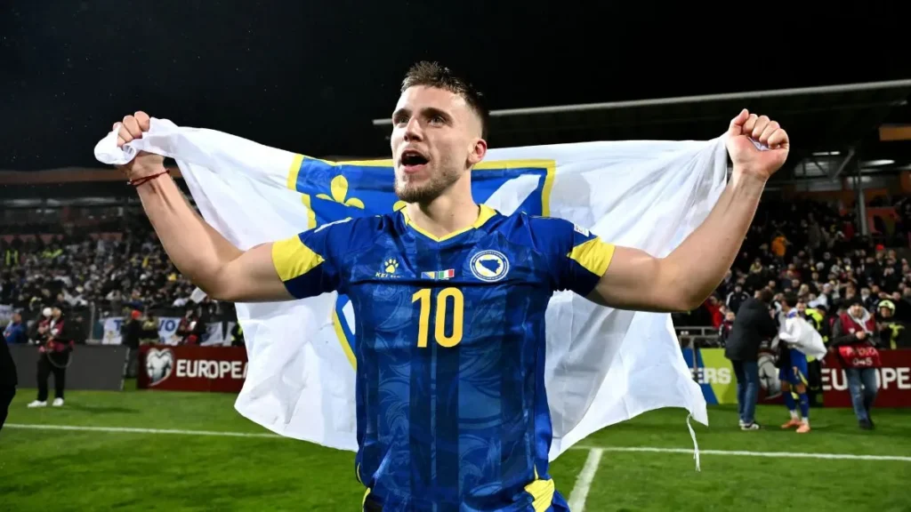 Ermedin Demirović Net Worth