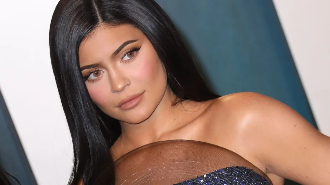 Kylie Jenner Biography
