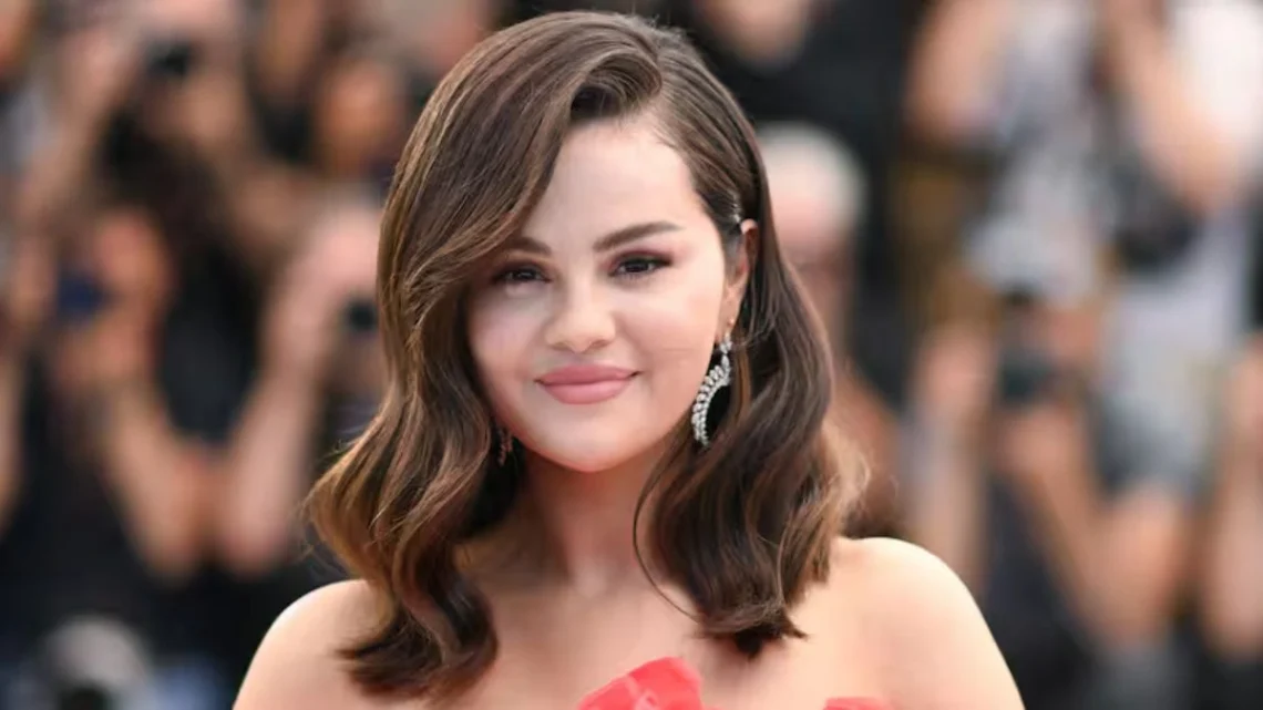 Selena Gomez Biography