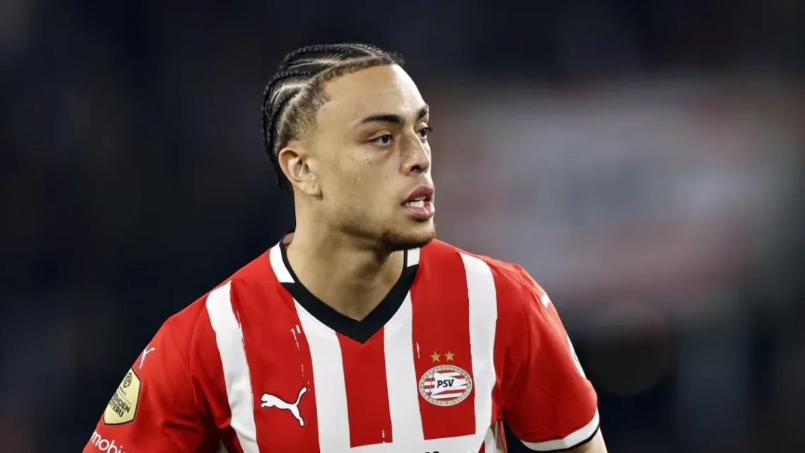 Sergiño Dest Biography
